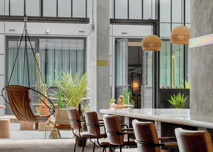 Bermonds Locke, Tower Bridge